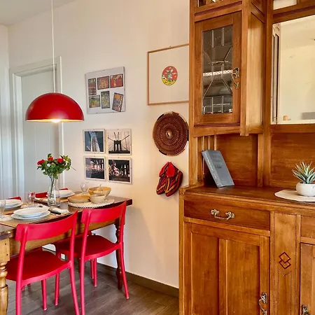 Appartement 3-room With Sea View, A/c & Free Parking