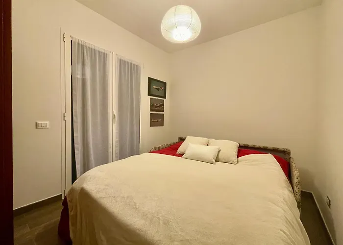 3-room With Sea View, A/c & Free Parking Appartement *
