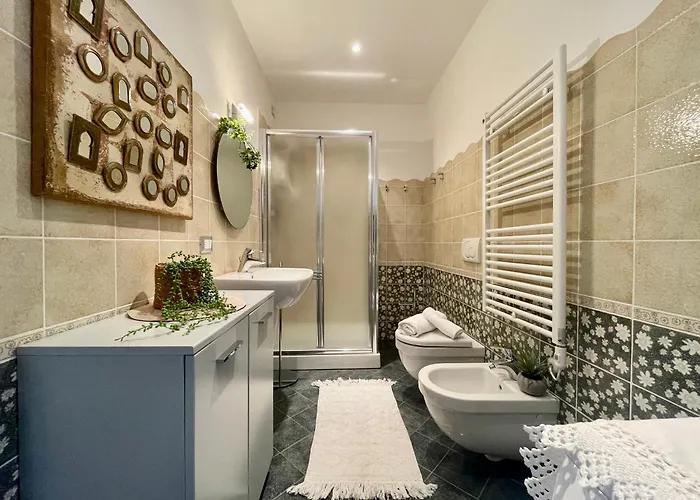3-room With Sea View, A/c & Free Parking 아파트 *