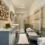 3-room With Sea View, A/c & Free Parking Apartment *