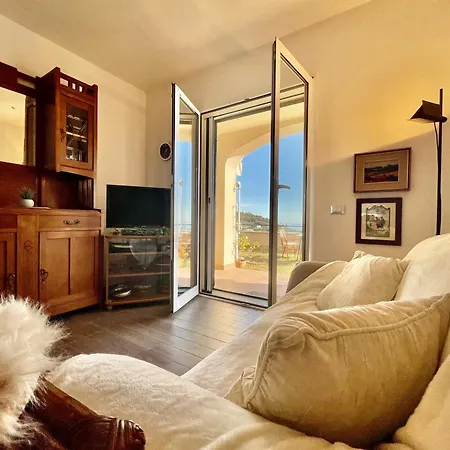 3-room With Sea View, A/c & Free Parking * Ranzi