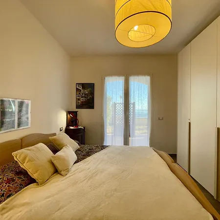 3-room With Sea View, A/c & Free Parking Apartamento